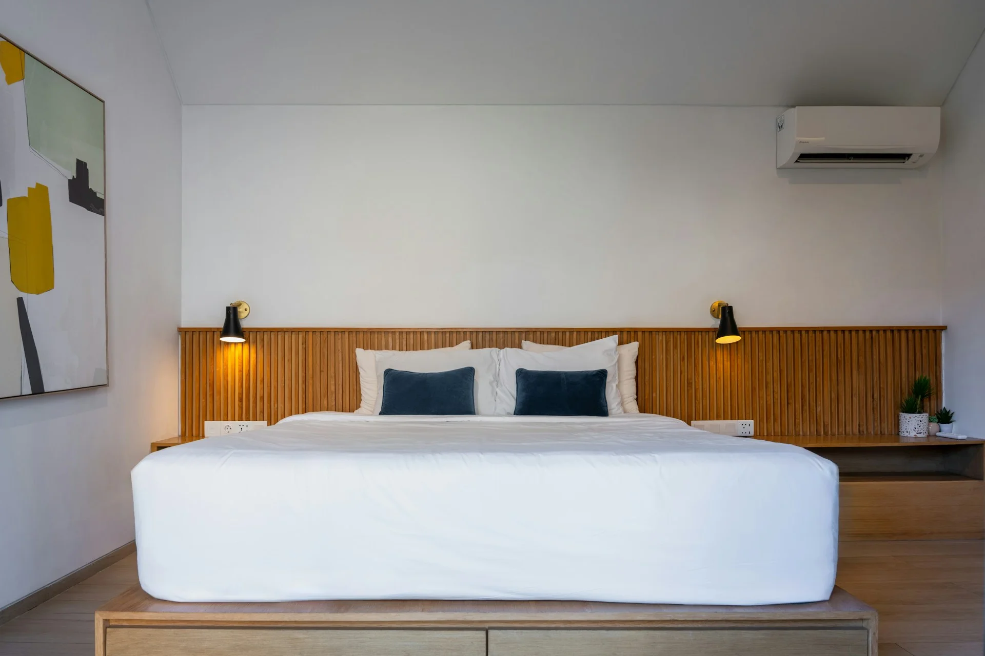 white bedroom furniture ashley