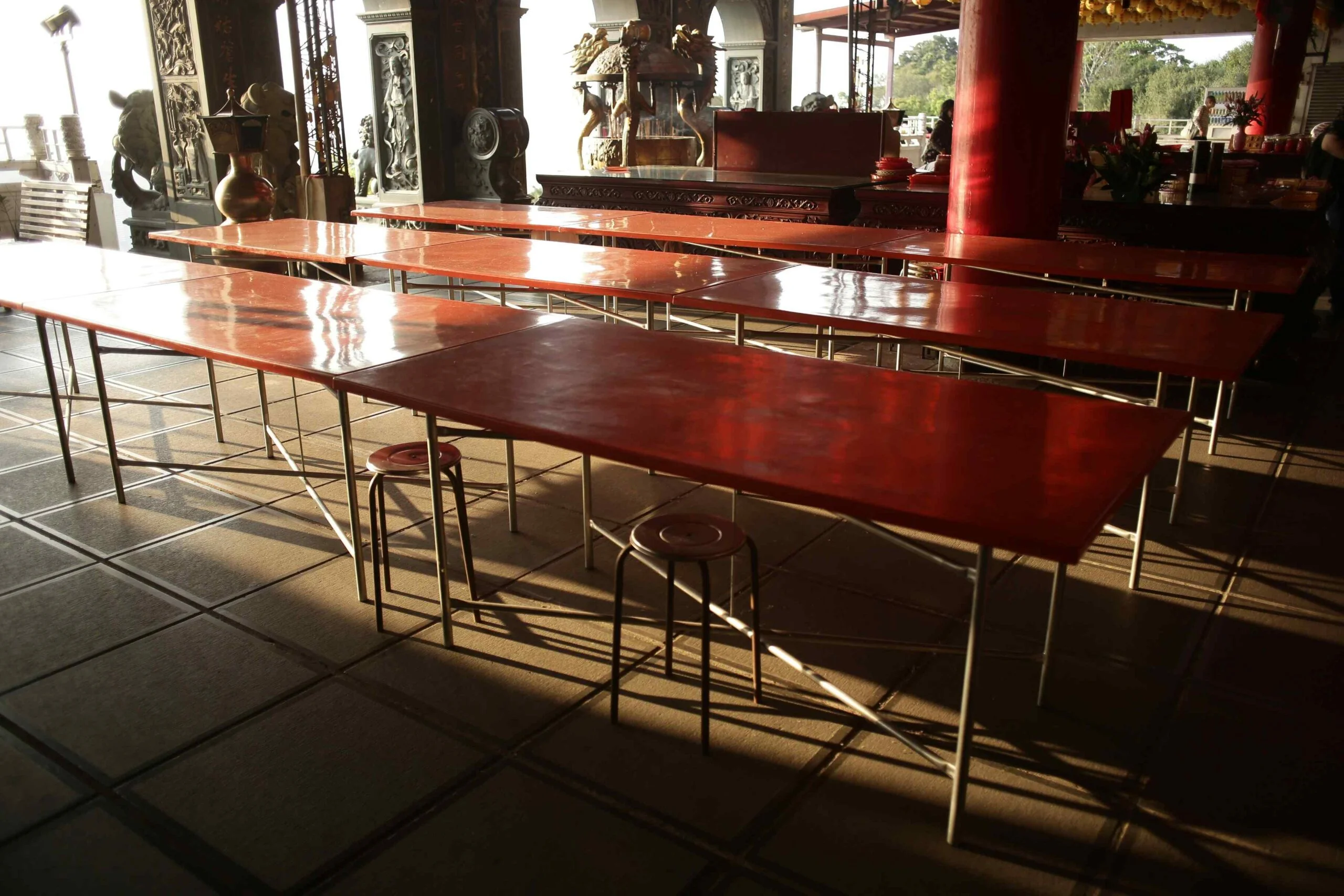 what size tablecloth for 8ft rectangle table